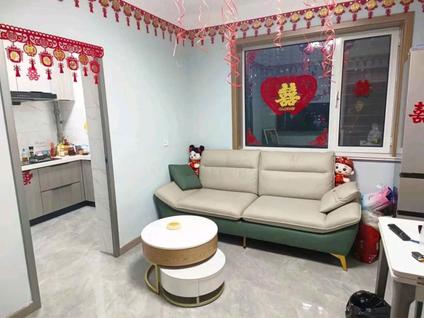 北京东盛新城2室2厅65平高楼层/共8层