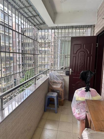 北京新兴花园3室1厅75平中楼层/共9层