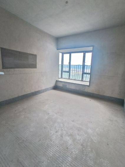 北京彰泰滨江学府4室2厅120.89平高楼层/共34层