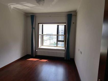 北京赣铁九龙府4室2厅167平中楼层/共13层