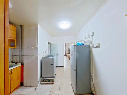 北京美术馆后街2室1厅61.45平高楼层/共13层