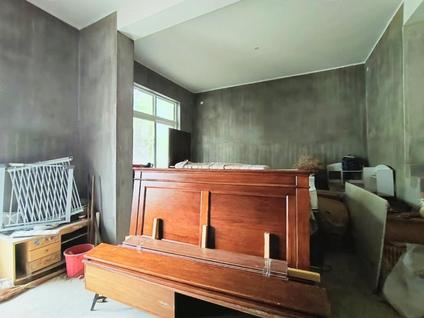 北京汉泉山庄(南区)4室1厅227.72平低楼层/共2层