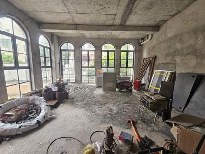 北京中海凯旋城(一期)6室2厅259.73平低楼层/共5层