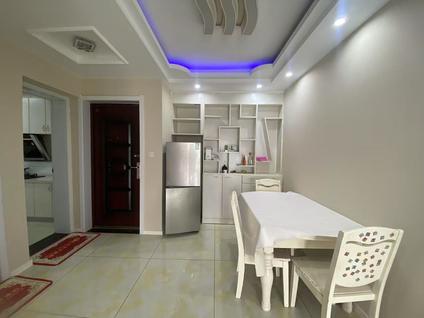 北京国诚华庭3室2厅104.6平低楼层/共18层