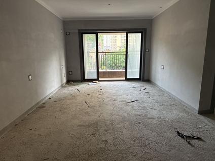 北京保利林语爱丁堡3室2厅125.53平低楼层/共34层