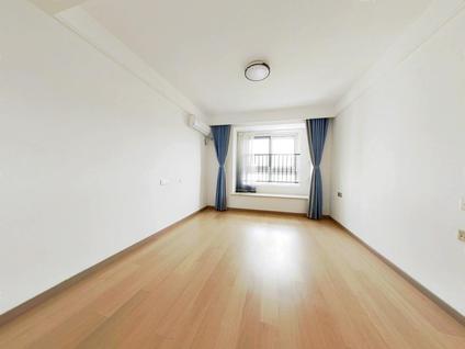 北京万科未来城3室2厅120.68平中楼层/共11层