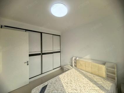 沈阳乾景花园1室1厅62平中楼层/共26层