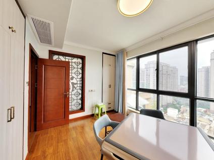 武汉银湖翡翠(二期)5室3厅262.47平高楼层/共18层