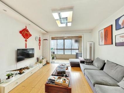 北京绿地世纪城(六期)4室1厅123.87平中楼层/共19层