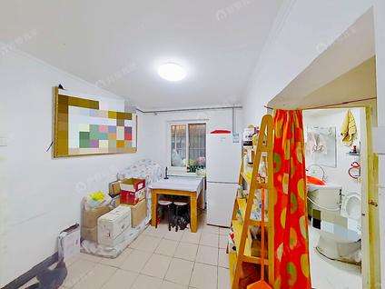 北京西黄城根南街(一区)3室1厅75平低楼层/共6层