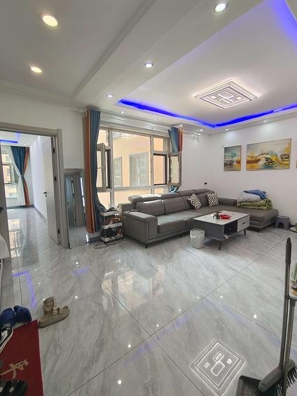 北京荣耀天地小区(北环城西路)2室1厅88.9平低楼层/共17层