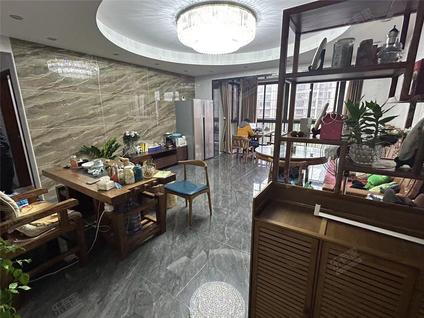 北京名爵华府3室1厅105.7平低楼层/共24层