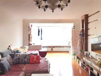 北京龙逸花园(一期)2室2厅125平低楼层/共7层