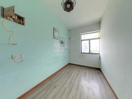 武汉金珠港湾3室1厅102.82平中楼层/共18层