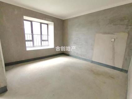 北京崇文广场玖璋院4室2厅151平低楼层/共13层