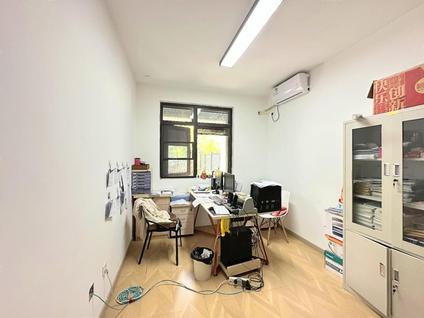 北京绿地理想城(三期悦湖公馆)4室2厅138.6平低楼层/共6层