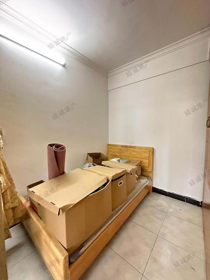 北京新兴花园2室2厅72平中楼层/共9层