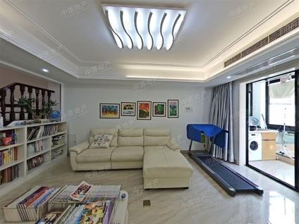 北京安亭新镇(德绍豪斯)4室2厅205.98平低楼层/共4层