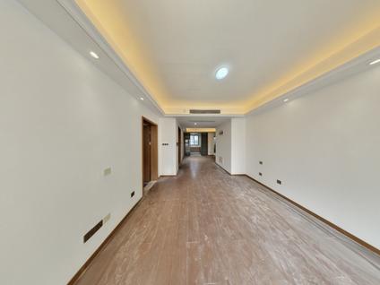 北京鲁能硅谷公馆4室2厅123.64平低楼层/共18层