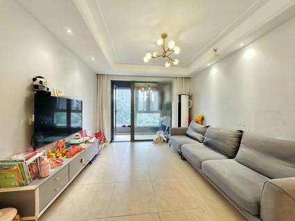 武汉融创观澜壹号3室2厅103平低楼层/共47层