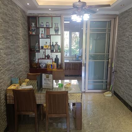 北京玫瑰公馆4室2厅138平低楼层/共18层