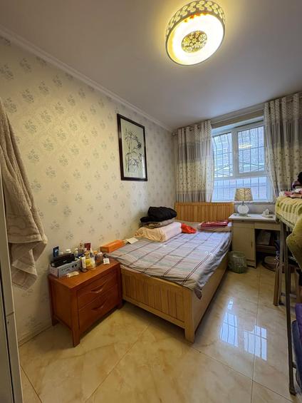 北京警盾小区3室2厅127平低楼层/共19层