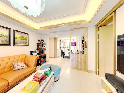 北京旭辉铂悦秦淮3室2厅122.47平低楼层/共33层