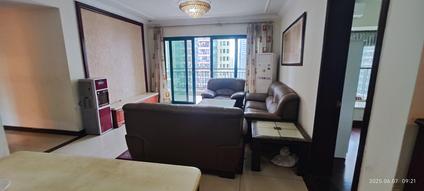 重庆恒大城(三期)4室2厅130平中楼层/共32层