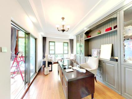 海口柏斯观海台壹号6室3厅323.68平低楼层/共3层