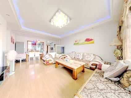 北京智慧龙城3室2厅139.8平中楼层/共16层