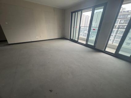 北京中央公园4室2厅138平高楼层/共13层