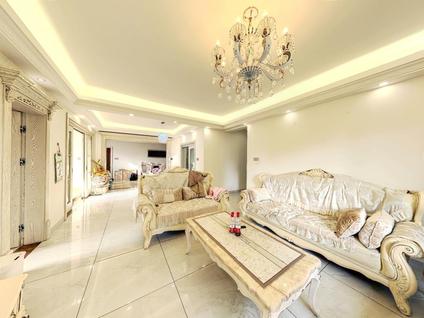 北京国瑞花园4室2厅139.36平低楼层/共11层