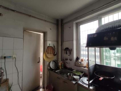 北京乐天小区(五区)3室2厅120平高楼层/共6层