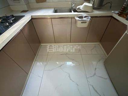 北京书香苑3室2厅105平低楼层/共11层