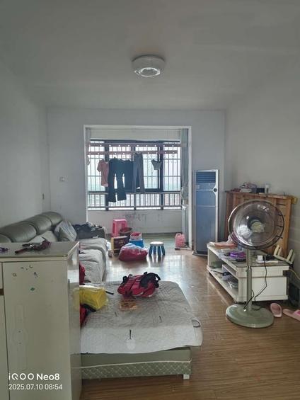 北京宏泰世纪城3室2厅126平中楼层/共26层