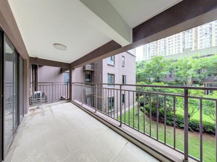 北京恒伟星雅韵4室2厅164.94平低楼层/共21层