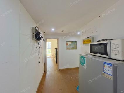 北京首城4室1厅88.36平低楼层/共26层