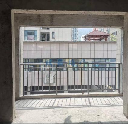 咸宁凤熹龙城小区3室2厅139.9平中楼层/共11层