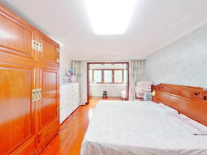 北京六铺炕(一区)4室2厅187.3平中楼层/共6层