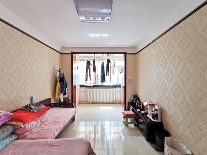 兰州东郊小学家属院2室1厅55平中楼层/共7层