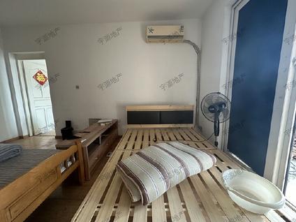 上海绿地逸湾2室2厅90平高楼层/共14层