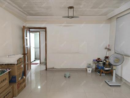 北京鸿运花园3室2厅83.16平中楼层/共7层