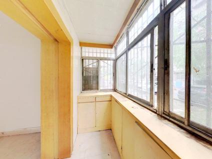 西安电力设计院家属楼3室2厅91.08平低楼层/共7层