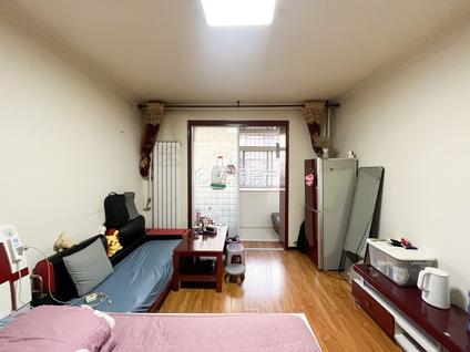 兰州甘肃建总机关大院1室1厅43平中楼层/共7层