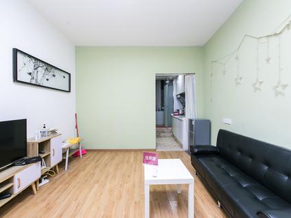 深圳西海明珠1室1厅37.27平中楼层/共25层