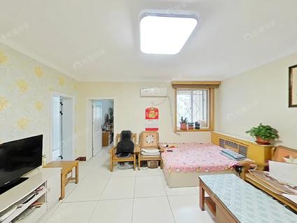 北京黄辛庄(东里)1室1厅56.85平低楼层/共6层
