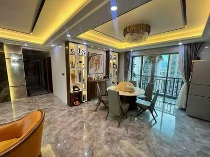 汕尾华夏广场5室2厅178平高楼层/共30层