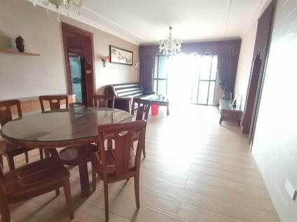 北京保利中宇花园5室2厅143平中楼层/共33层