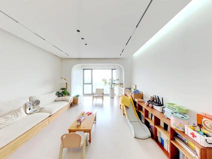 北京中铁阅山湖3室2厅133平高楼层/共33层