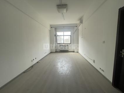 北京北欧青年城1室1厅33.4平中楼层/共7层